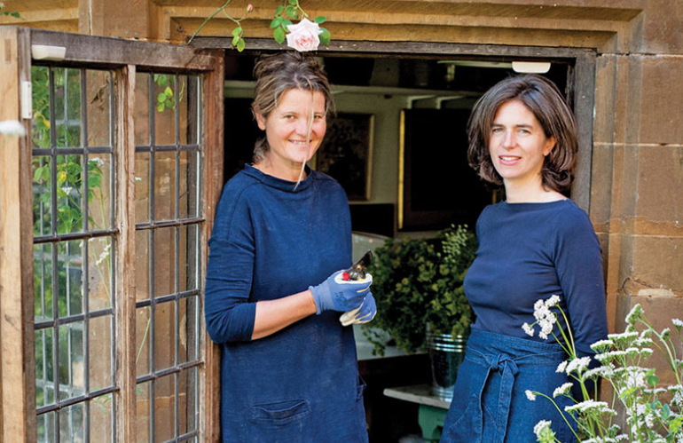 Bridget Elworthy e Henrietta Courtauld fondatrici di The Land Gardeners