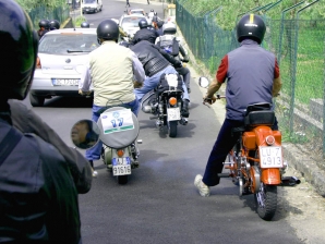 Auto & Moto d'Epoca a Pescia