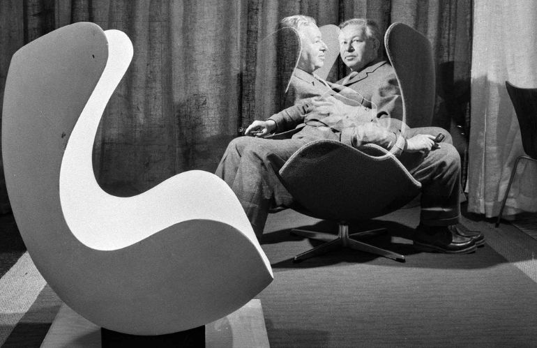 arne jacobsen su sedia