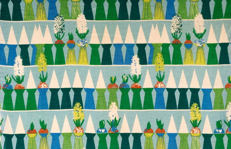 Facciata del St. Catherine’s College di Oxford con giardini disegnati da Jacobsen