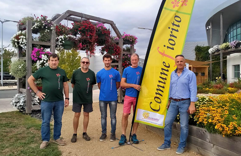 Una delegazione Asproflor in Francia per la Mostra "Les Carrés Fleuris" a Évreux