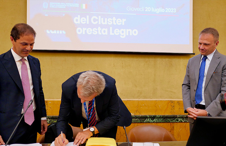 Legno. Nasce il primo Cluster nazionale