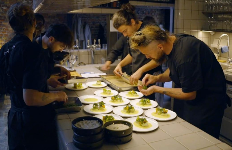 Ingredienti di stagione raccolti localmente