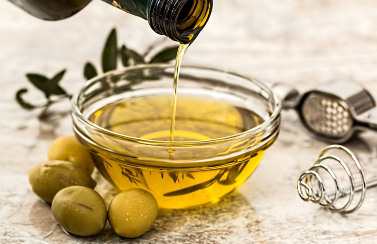 Allarme prezzi olio d’oliva: il settore chiede tutela contro le frodi
