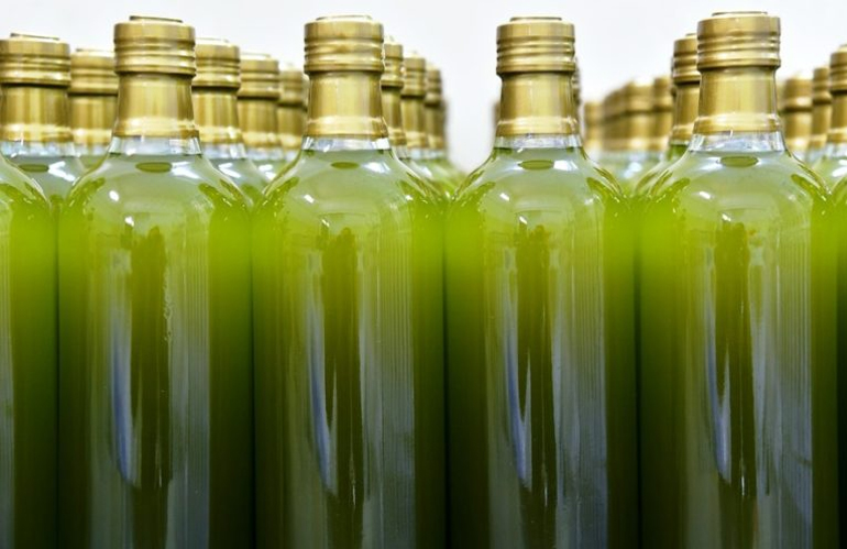 Olio nuovo: Coldiretti lancia l’allarme, produzione giù del 32% per la siccità